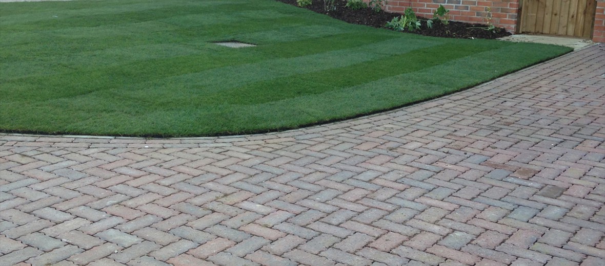 Landscaping Drives & Turfing